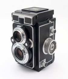 Zeiss Favorit 6x6cm TLR, Cased #11180 Zeiss Favorit 6x6cm TLR, Cased #11180
